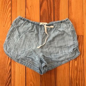 Aritzia TNA Shorts
